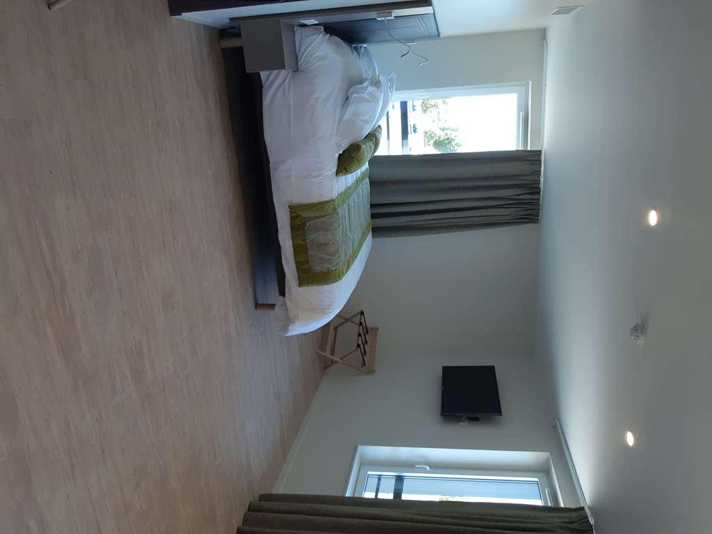 Brit Hotel Confort Saint-Dizier Rum bild
