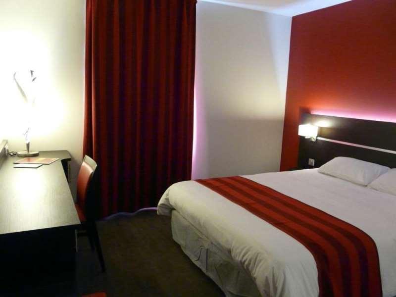 Brit Hotel Confort Saint-Dizier Rum bild